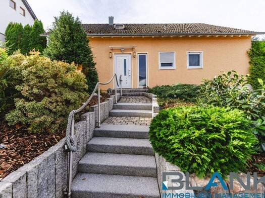 Mehrfamilienhaus zum Kauf 669.000 € 5 Zimmer 160 m² 715 m² Grundstück Eutingen Pforzheim / Mäurach 75181