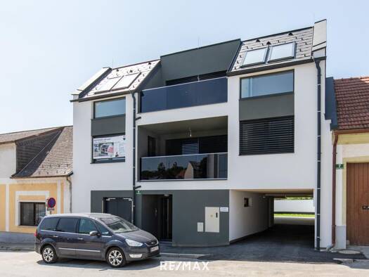 Terrassenwohnung zum Kauf - Erstbezug 358.000 € 3 Zimmer 64,6 m² 1. Geschoss frei ab sofort Neusiedl am See 7100