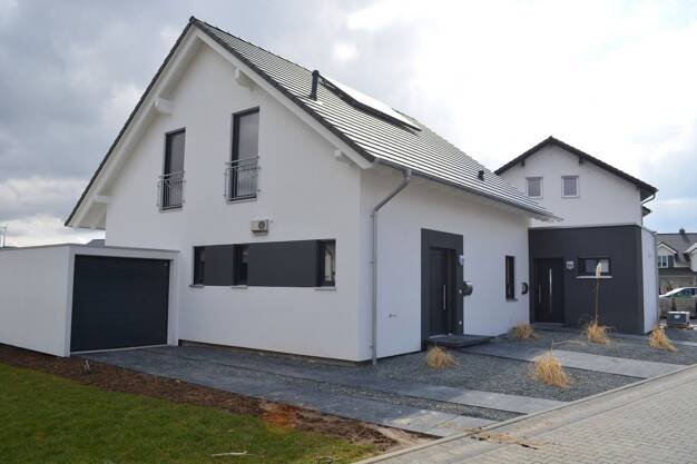 Einfamilienhaus zur Miete 1.800 € 4 Zimmer 145 m² 560 m² Grundstück frei ab 01.08.2025 Lessingstr. 13 Rheinböllen 55494