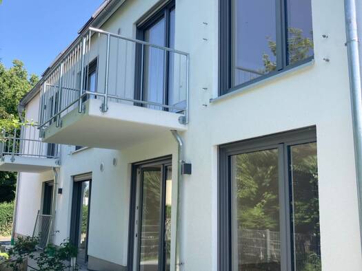 Wohnung zur Miete - Erstbezug 1.320 € 2,5 Zimmer 90 m² EG Landshut 84036
