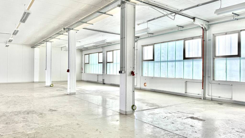 Lagerhalle zur Miete 2.000 m² Lagerfläche teilbar ab 400 m² Pößneck,Stadt Meßkirch 88605