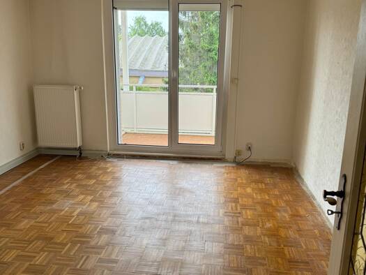Wohnung zum Kauf 45.900 € 3 Zimmer 60 m² Geschoss 2/4 frei ab sofort Weißenfels Weißenfels 06667