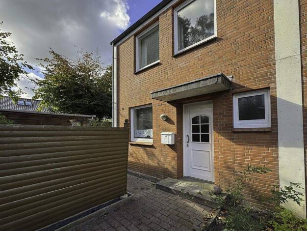 Reihenendhaus zum Kauf provisionsfrei 260.000 € 4 Zimmer 108 m² 339 m² Grundstück Westliche Höhe Flensburg 24939