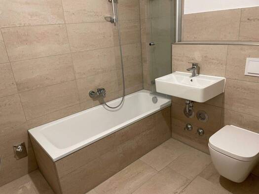 Wohnung zur Miete 770 € 3 Zimmer 76 m² 1. Geschoss frei ab 16.01.2026 Augustastr. 120 Bruch Dinslaken 46537