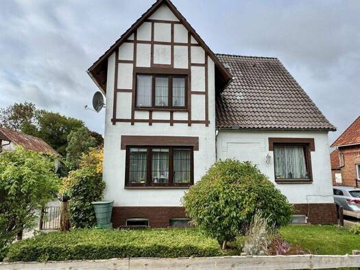 Einfamilienhaus zum Kauf 149.000 € 8 Zimmer 200 m² 748 m² Grundstück Neuland Wischhafen 21737