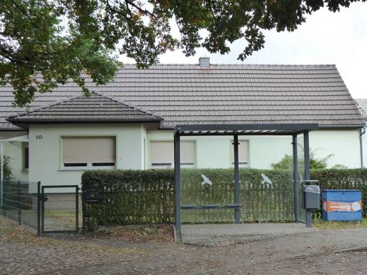 Einfamilienhaus zum Kauf 123.000 € 4 Zimmer 118 m² 2.515 m² Grundstück frei ab sofort Dorfstraße Lübzow Perleberg 19348