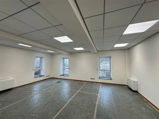 Büro-/Praxisfläche zur Miete 439 m² Bürofläche Coburg 96450