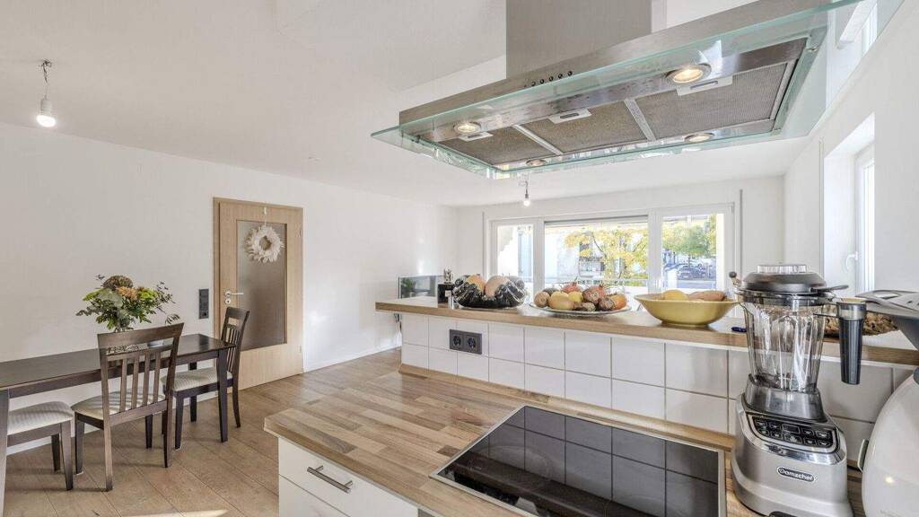 Wohnung zum Kauf 449.000 € 4 Zimmer 100 m² 1. Geschoss frei ab 01.06.2026 Bissingen Bietigheim-Bissingen 74321