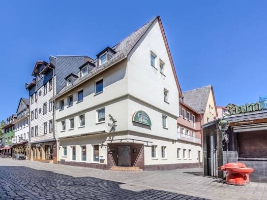 Wohn- und Geschäftshaus zum Kauf als Kapitalanlage geeignet 2.349.000 € 20 Zimmer 660 m² 229 m² Grundstück Frankfurt am Main 60594