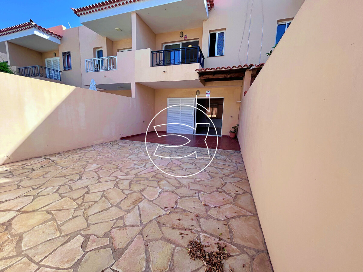 Villa zum Kauf 395.000 € 4 Zimmer 190 m²<br/>Wohnfläche 190 m²<br/>Grundstück Costa Adeje 38660