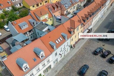 Wohn- und Geschäftshaus zum Kauf als Kapitalanlage geeignet 490.000 € 350 m² 270 m² Grundstück Nauen Nauen 14641