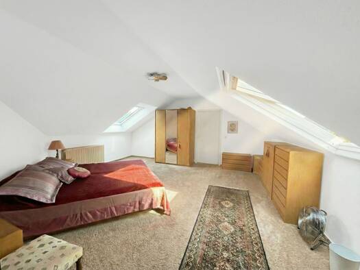 Maisonette zur Miete 1.300 € 4 Zimmer 200 m² Höringen 67724