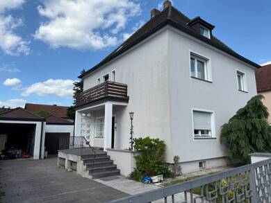 Einfamilienhaus zum Kauf 385.000 € 6 Zimmer 195 m² 654 m² Grundstück Schwandorf Schwandorf 92421