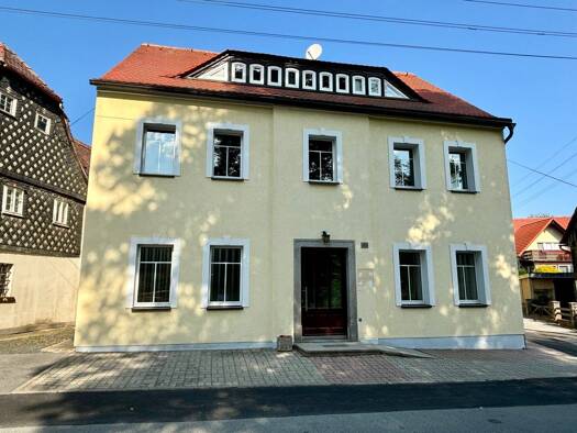 Wohnung zur Miete 1.300 € 8 Zimmer 212 m² Dr.-Külz-Straße 49 Großschönau Großschönau 02779