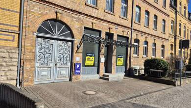 Büro-/Praxisfläche zur Miete 450 € 5 Zimmer 90 m² Bürofläche Rudolf-Breitscheid-Straße 14 Sangerhausen Sangerhausen 06526