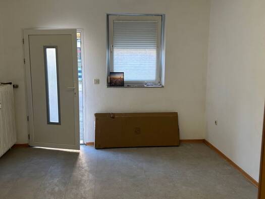 Studio zur Miete 310 € 1 Zimmer 30 m² Geschoss 1/3 frei ab sofort Gersweiler Saarbrücken 66128