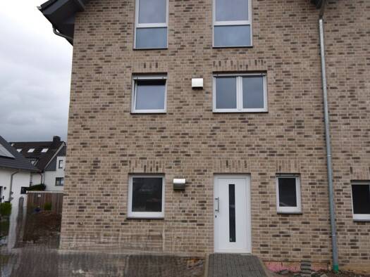 Doppelhaushälfte zur Miete - Erstbezug 633 € 4,5 Zimmer 90 m² 100 m² Grundstück frei ab 01.12.2026 Westenfeld Bochum 44866