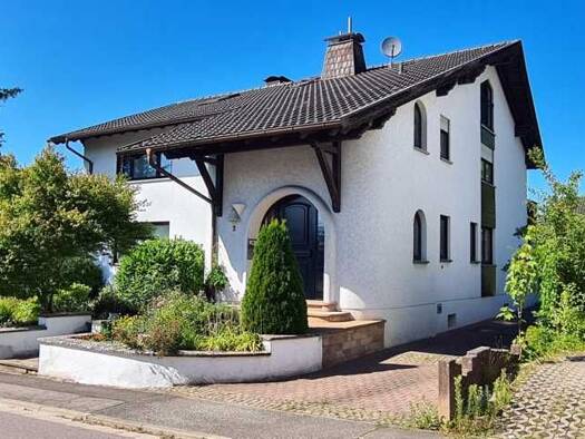 Mehrfamilienhaus zum Kauf 480.000 € 9 Zimmer 330 m² 550 m² Grundstück Homburg Homburg 66424