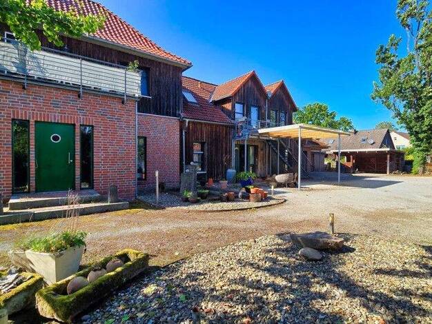 Mehrfamilienhaus zum Kauf 525.000 € 9 Zimmer 272,8 m² 1.705 m² Grundstück Wathlingen 29339