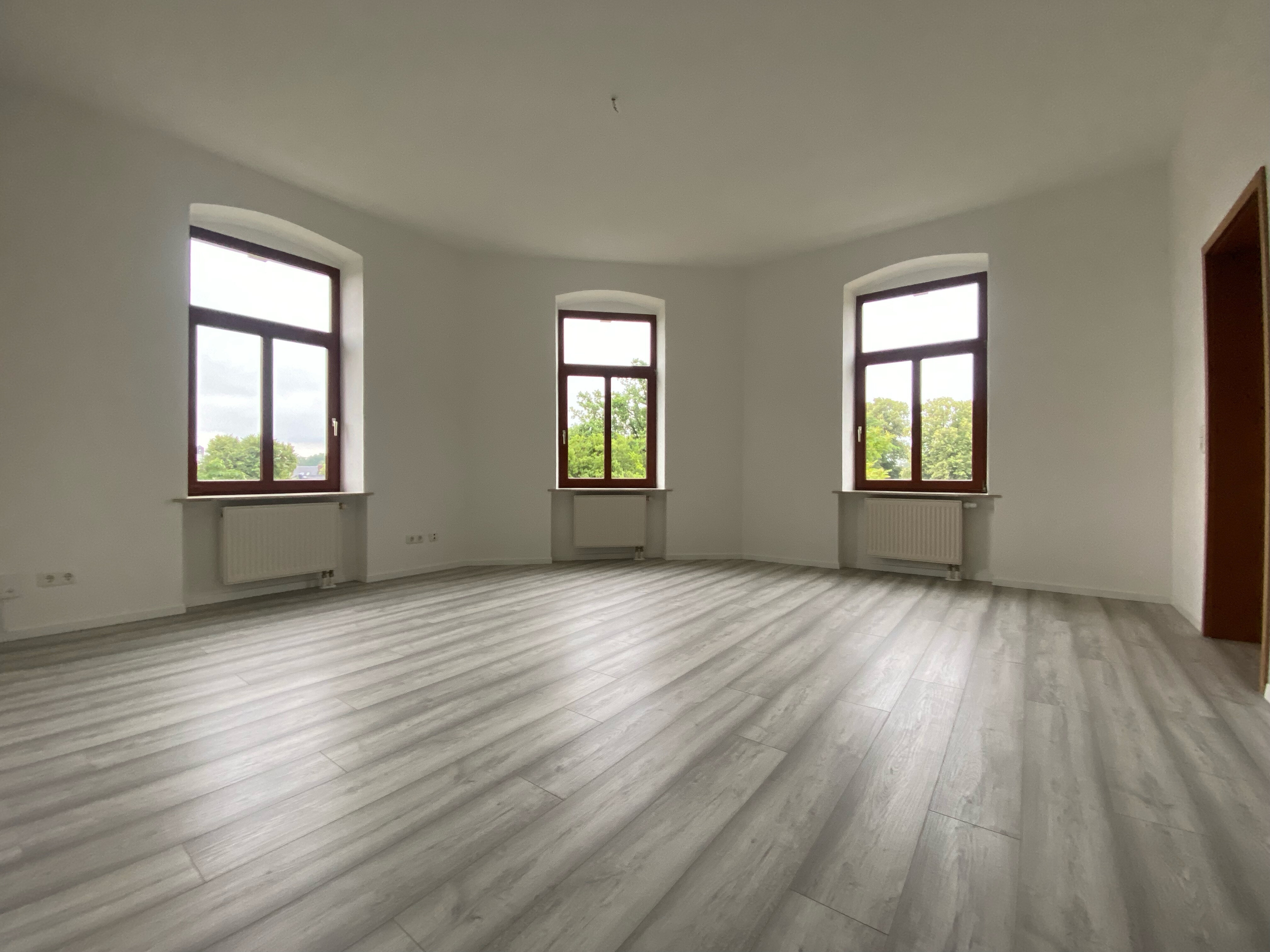 Studio zur Miete 290 € 2 Zimmer 58 m²<br/>Wohnfläche 3.<br/>Geschoss Leopoldstraße 2 Schloßchemnitz 026 Chemnitz 09113