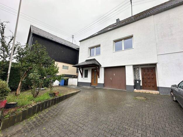 Mehrfamilienhaus zum Kauf 189.000 € 5 Zimmer 115 m² 187 m² Grundstück Lingerhahn 56291