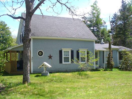 Einfamilienhaus zum Kauf 218.000 € 5,5 Zimmer 100 m² 9.732 m² Grundstück frei ab sofort Broad Cove, Nova Scotia B0J 2H0