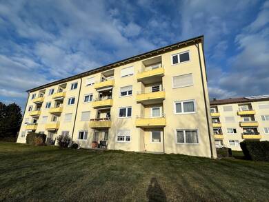 Wohnung zur Miete 760 € 3 Zimmer 82 m² 3. Geschoss Burghausen Burghausen 84489