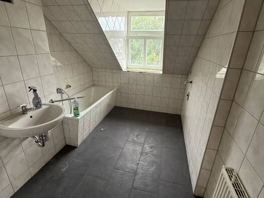 Wohnung zur Miete 308 € 2 Zimmer 68,5 m² 4. Geschoss frei ab sofort Zietenstraße 104 Sonnenberg Chemnitz 09130