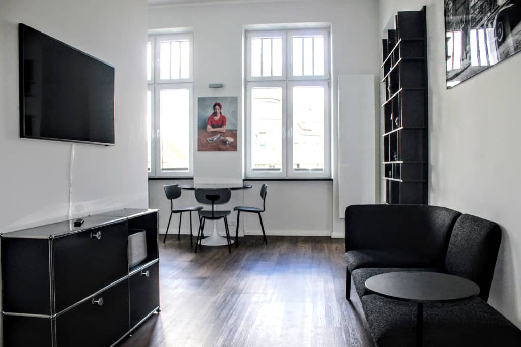 Wohnung zur Miete Wohnen auf Zeit 2.150 € 1 Zimmer 50 m²<br/>Wohnfläche 01.03.2025<br/>Verfügbarkeit Kaiserdamm Charlottenburg Berlin 14057