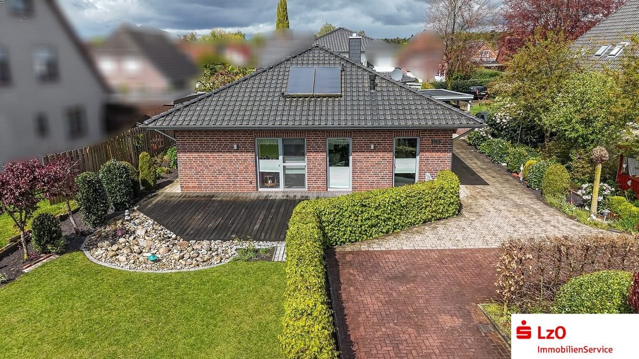 Bungalow zum Kauf 449.000 € 3 Zimmer 128,6 m²<br/>Wohnfläche 594 m²<br/>Grundstück ab sofort<br/>Verfügbarkeit Friedrichsfehn Edewecht 26188