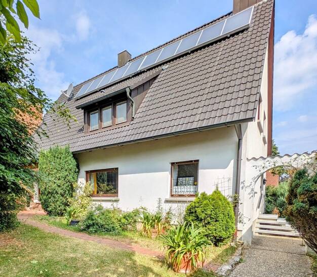 Haus zum Kauf 549.000 € 5 Zimmer 136,7 m² 775 m² Grundstück frei ab sofort Eckenhaid Eckental 90542