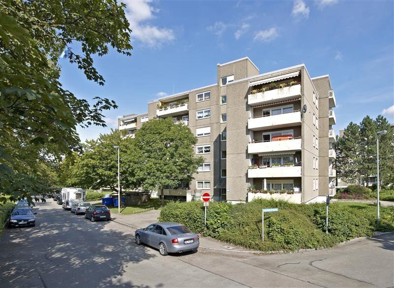 Wohnung zur Miete nur mit Wohnberechtigungsschein 642 € 3 Zimmer 85,9 m²<br/>Wohnfläche 4.<br/>Geschoss 15.02.2025<br/>Verfügbarkeit Johannes-Palm-Str. 89 Erenlauh Ulm 89079