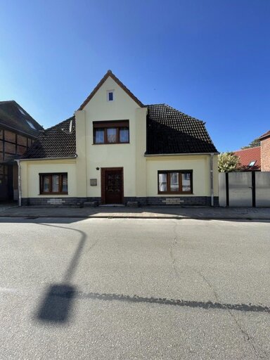 Einfamilienhaus zum Kauf provisionsfrei 239.000 € 6 Zimmer 156 m² 784 m² Grundstück Hagenow Hagenow 19230