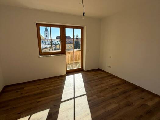 Wohnung zur Miete 633 € 2 Zimmer 70,3 m² 2 Geschosse frei ab sofort Klosterberg 2 Sankt Oswald Sankt Oswald-Riedlhütte 94568