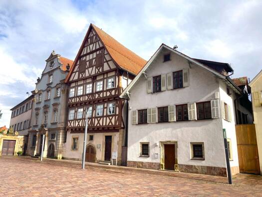 Haus zum Kauf als Kapitalanlage geeignet 872.000 € 10 Zimmer 356 m² 189 m² Grundstück Münsterplatz 11 Schwäbisch Gmünd 73525