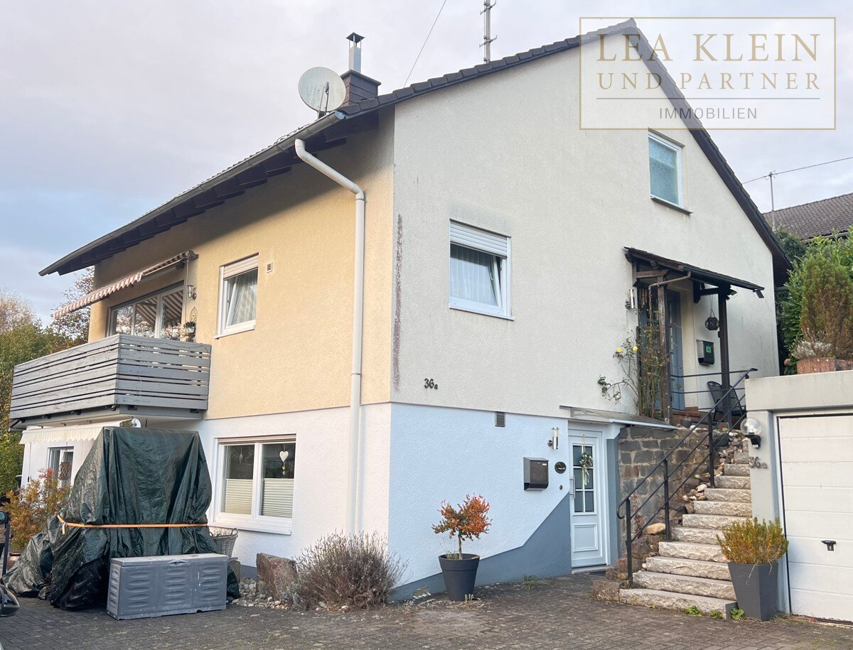 Mehrfamilienhaus zum Kauf 526.000 € 7 Zimmer 227 m²<br/>Wohnfläche 608 m²<br/>Grundstück Freudenberg Freudenberg 57258