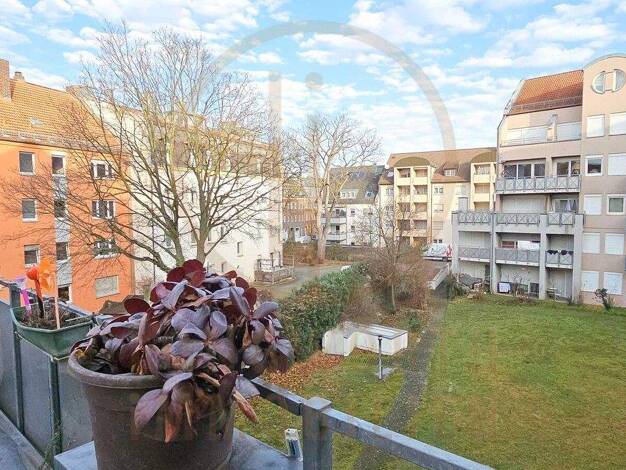 Wohnung zum Kauf 179.000 € 2 Zimmer 66 m² Doos Nürnberg 90429