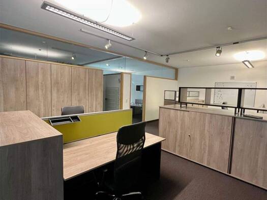 Bürofläche zur Miete 2.149 € 3 Zimmer 134,3 m² Bürofläche Gewerbegebiet 7 Mils bei Imst 6491