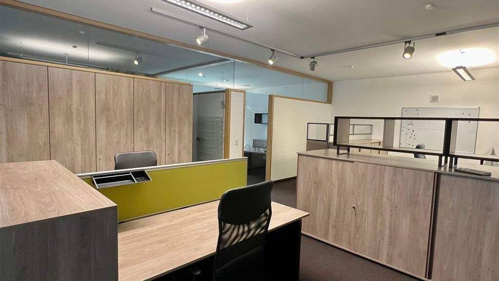 Bürofläche zur Miete 2.149 € 3 Zimmer 134,3 m² Bürofläche Gewerbegebiet 7 Mils bei Imst 6491