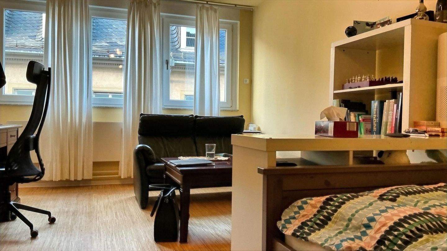 Immobilie in Karlsruhe - Charmante 1-Zi-Wohnung - im Zentrum von Karlsruhe nahe KIT/Uni und Marktplatz - auch im "Doppelpack" - Bild 2