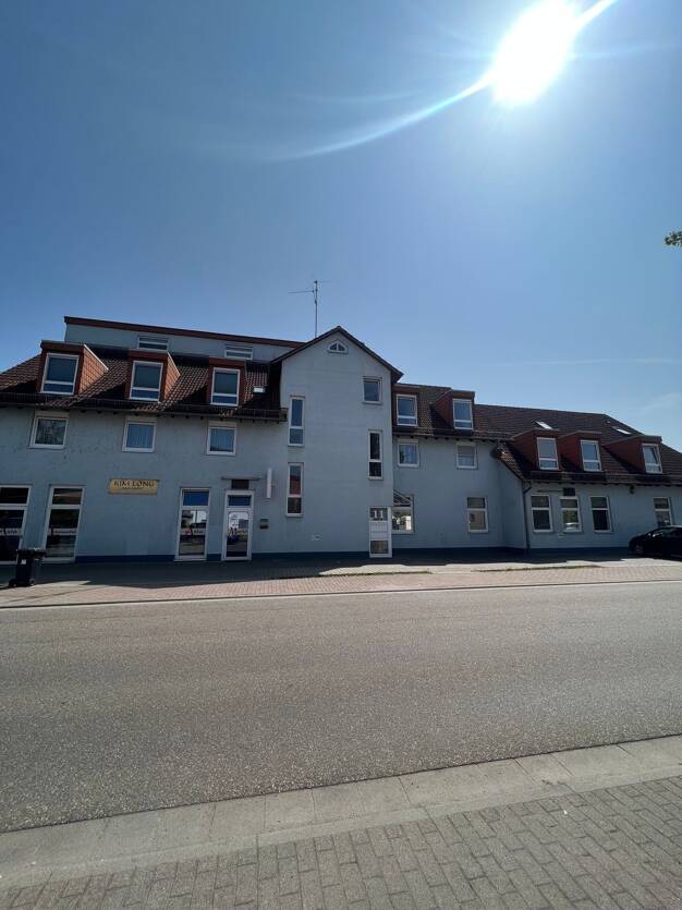 Ladenfläche zum Kauf als Kapitalanlage geeignet 800.000 € 400 m² teilbar ab 150 m² Edingen Edingen-Neckarhausen 68535