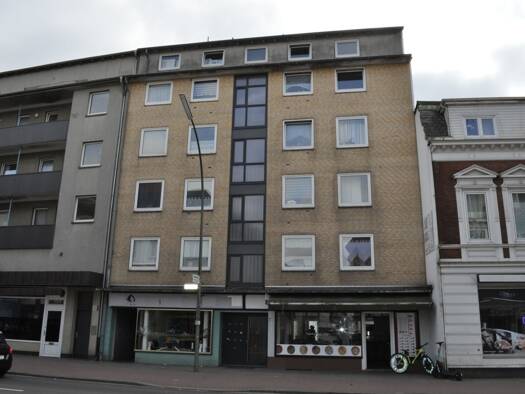 Mehrfamilienhaus zum Kauf als Kapitalanlage geeignet 1.490.000 € 814 m² 402 m² Grundstück Elmshorn 25335