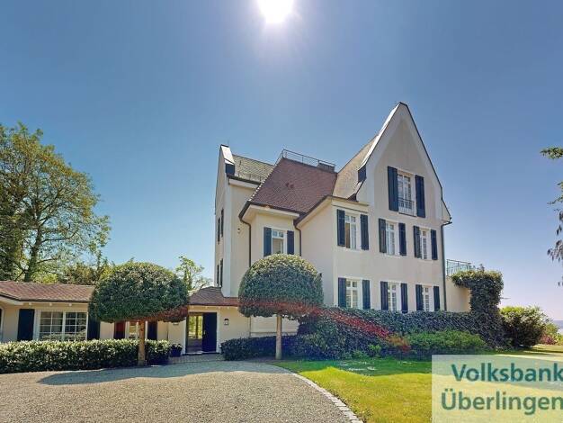 Villa zum Kauf 20 Zimmer 821 m² 18.460 m² Grundstück Meersburg 88709