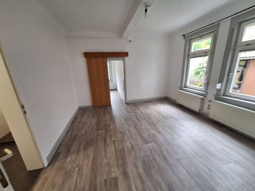Wohnung zur Miete 270 € 1 Zimmer 42 m² frei ab sofort Mühlhausen Mühlhausen 99974