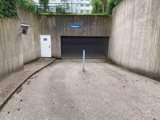 Tiefgarage zur Miete provisionsfrei 55 € Luckemeyerstr. bei 57 Ludenberg Düsseldorf 40629