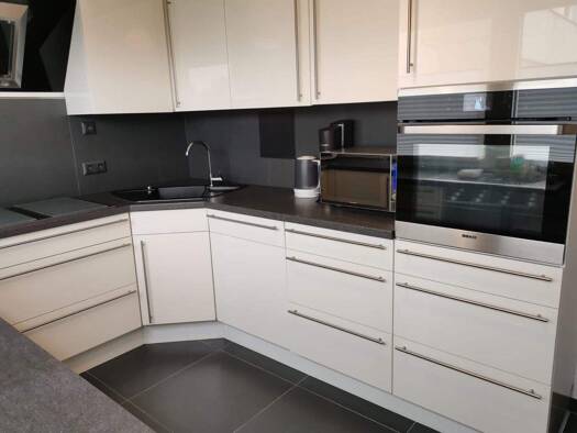 Wohnung zur Miete 699 € 3 Zimmer 76 m² 5. Geschoss Pfingstweide Ludwigshafen am Rhein 67069