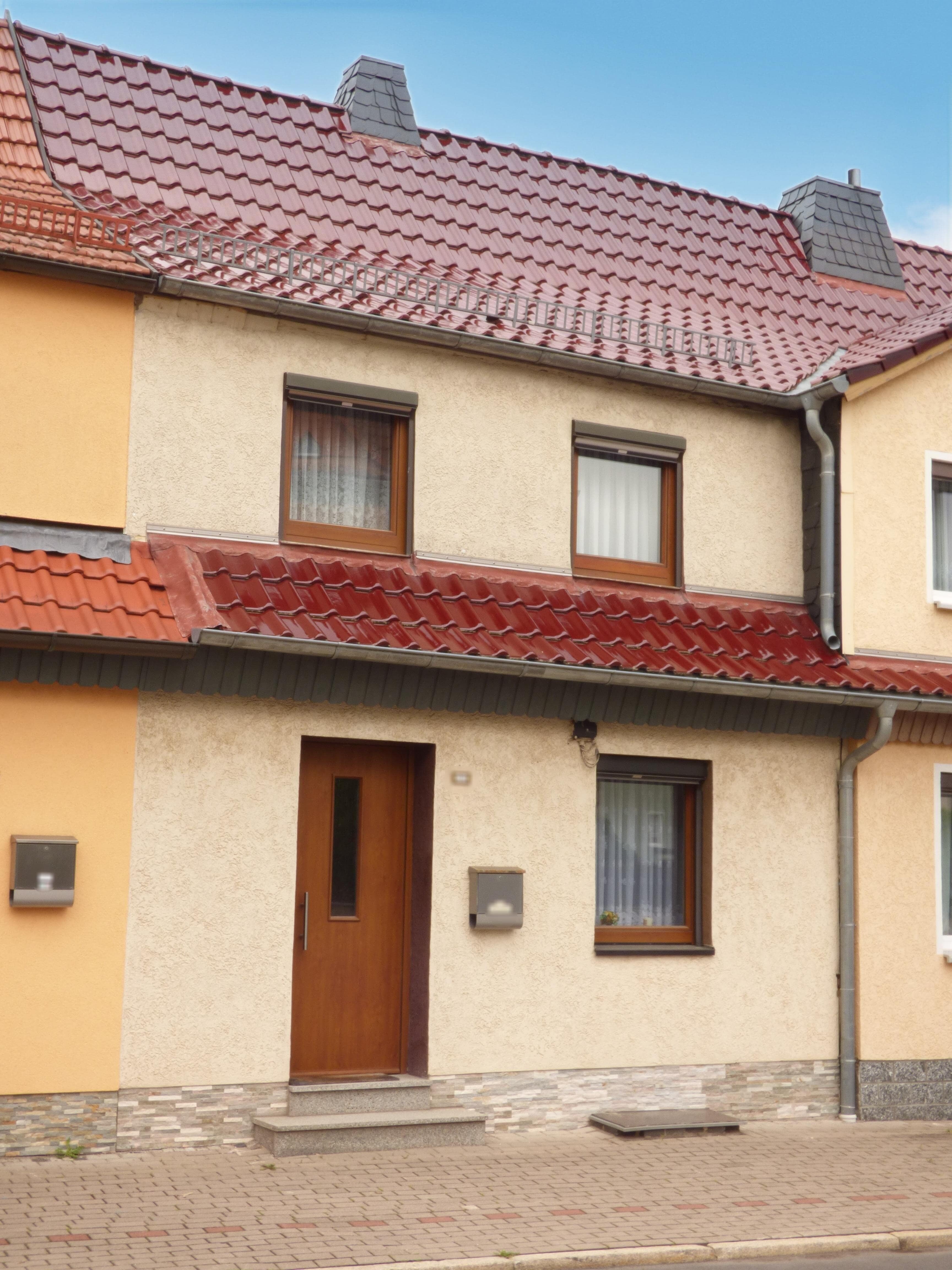 Reihenmittelhaus zum Kauf 95.000 € 3 Zimmer 80 m²<br/>Wohnfläche 137 m²<br/>Grundstück Ilmenau Ilmenau 98693