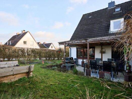 Doppelhaushälfte zum Kauf 319.000 € 4 Zimmer 105 m² 728 m² Grundstück Preetz 24211