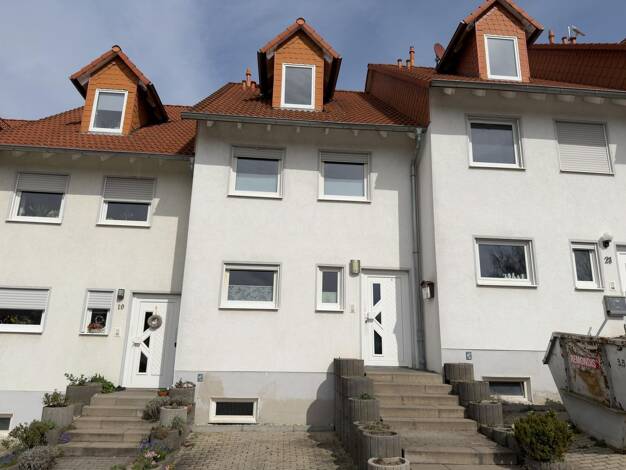 Reihenmittelhaus zum Kauf 249.500 € 4 Zimmer 121 m² 132,2 m² Grundstück Weißenfels Weißenfels 06667