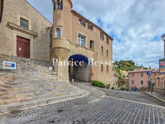 Haus zum Kauf 934.000 € 7 Zimmer 160 m² Place d'Armes Toulon 83000